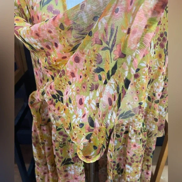 NWOT Floral, Sheer Duster Swimsuit, Cover-up - Picture 5 of 7